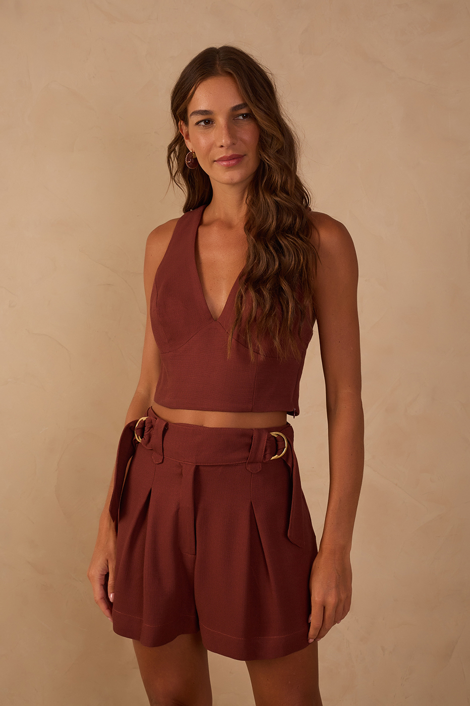 Brown Straight-cut Back Top_1