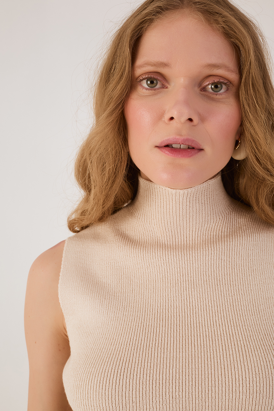 Blue Maritime Sleeveless Tricot Turtleneck_4