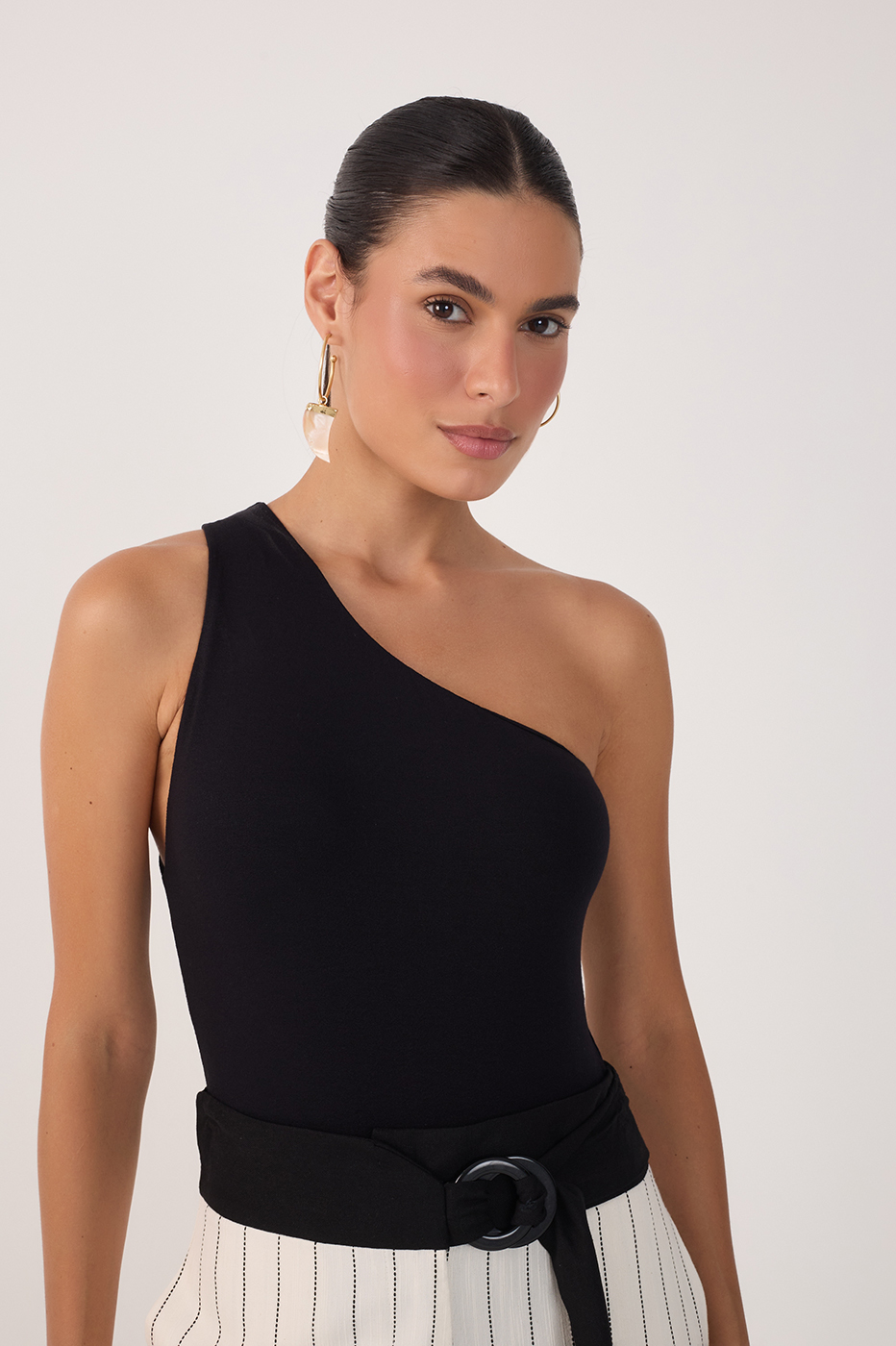 Black One-Shoulder Crepe Bodysuit_3