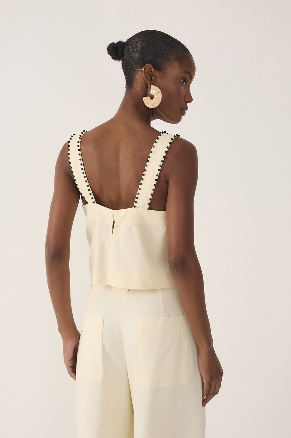 Beige Sleeveless Beading Linen Blouse_6