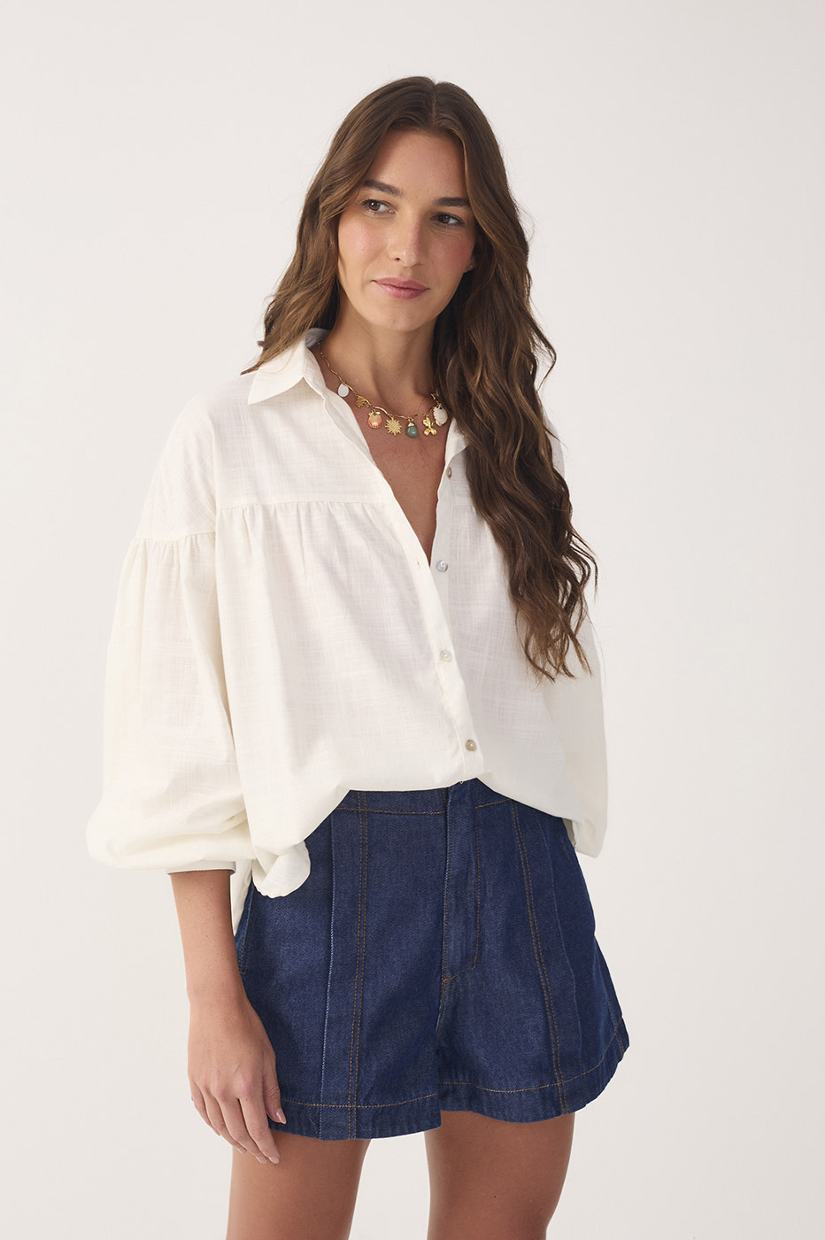 Off-White Collared Buttoned Cotton Shirt_3