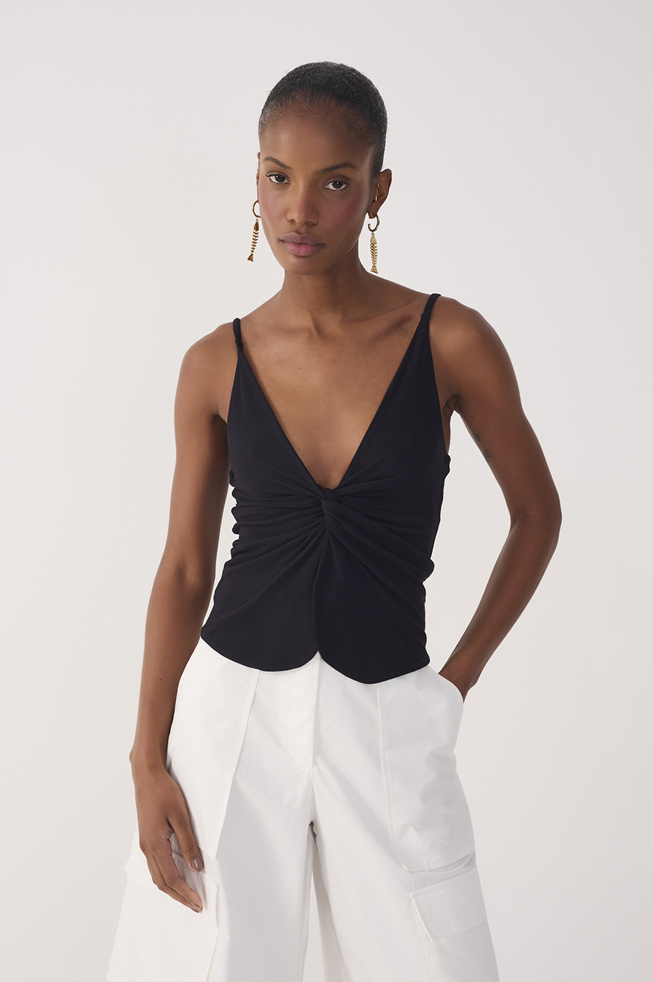 Black Twisted Front Crepe Blouse_2
