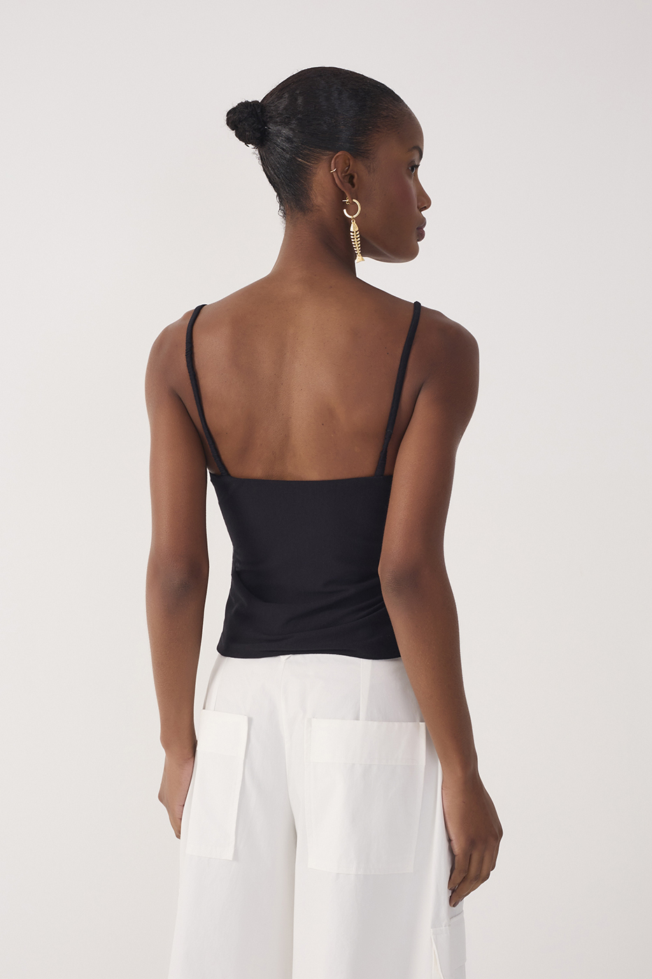 Black Twisted Front Crepe Blouse_5
