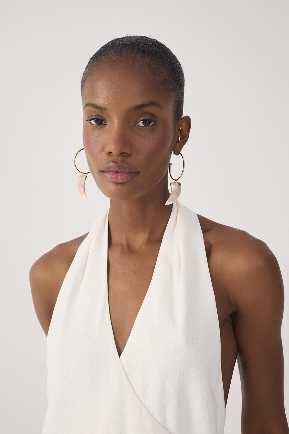 Halter Neck Linen Blouse_4
