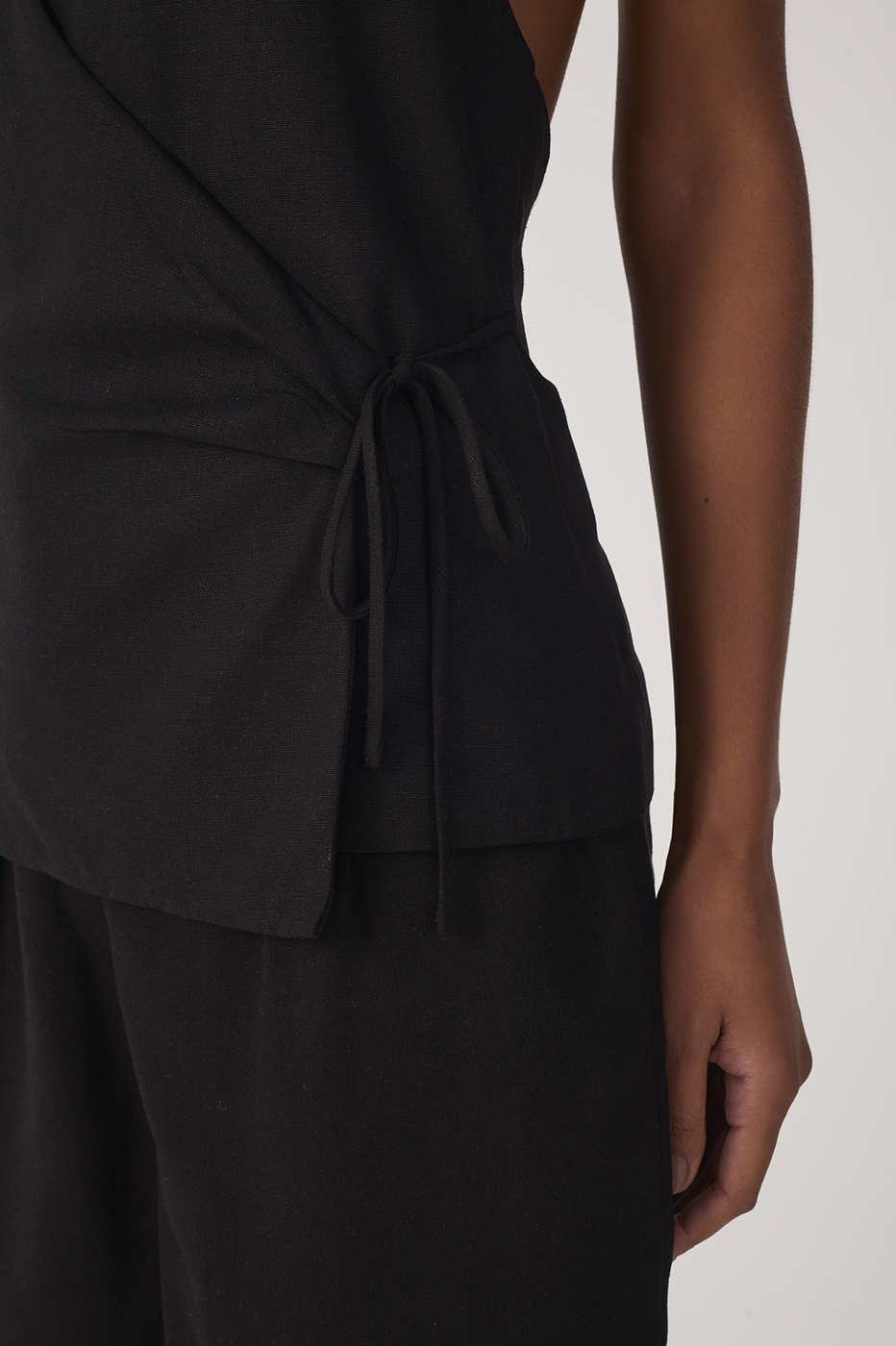 Halter Neck Linen Blouse_5