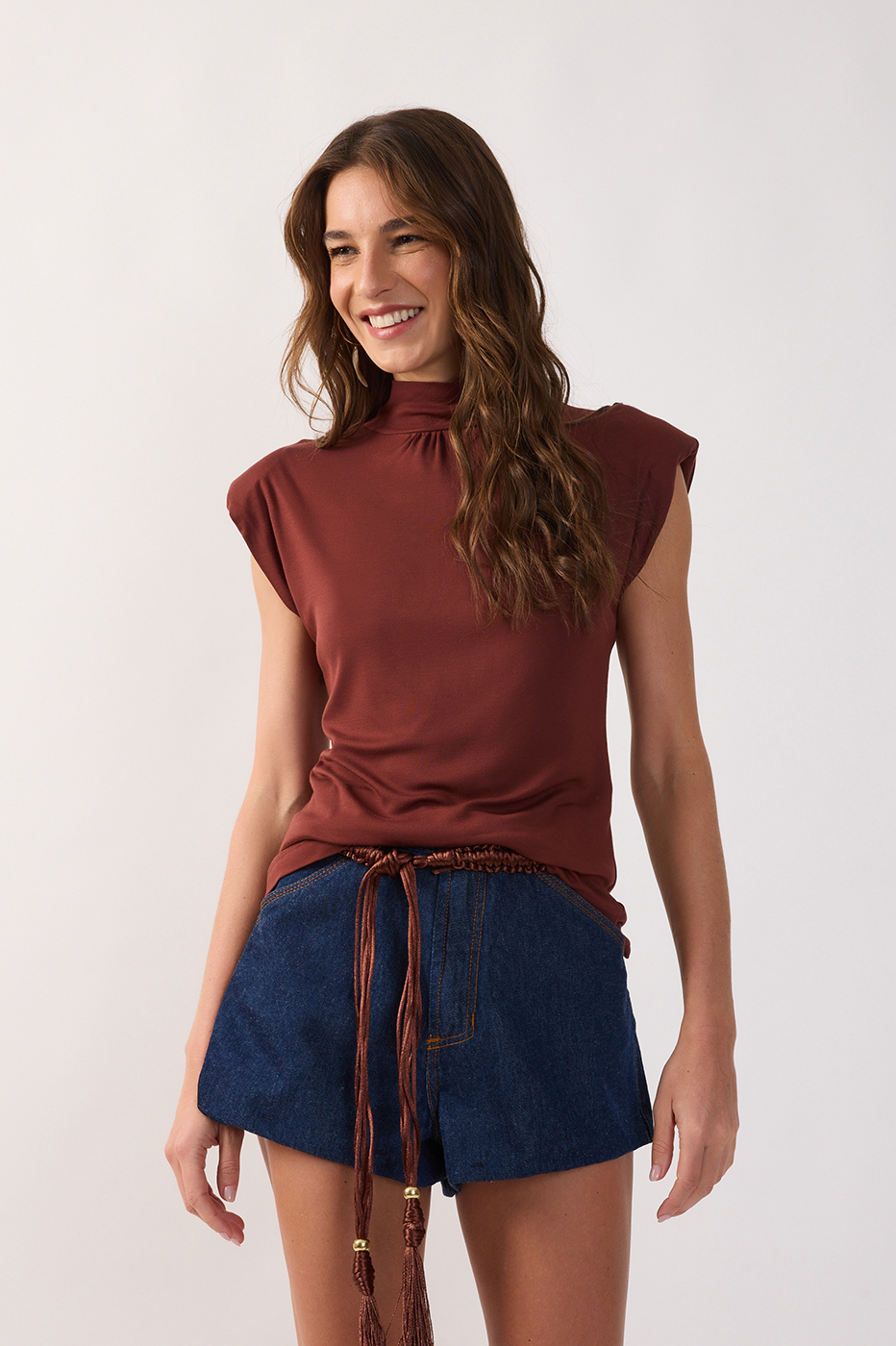 High Neck Shoulder Pad Sleeveless Blouse_2