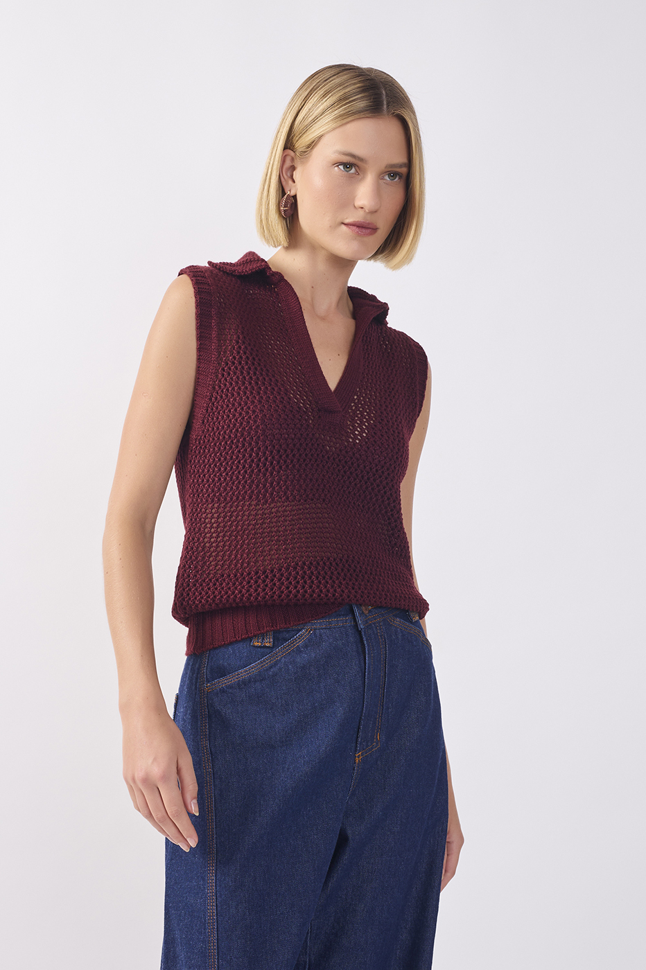 Collared V Neck Sleeveless Tricot Blouse_2