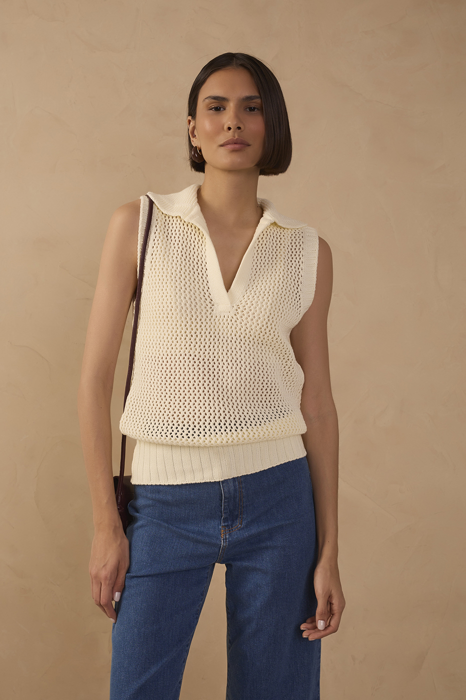 Collared V Neck Sleeveless Tricot Blouse_1