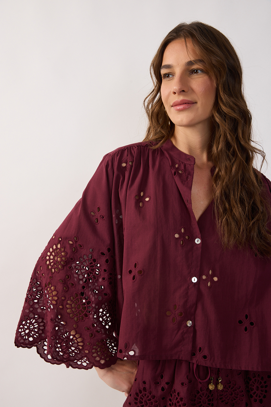 Embroidered Kimono Sleeve Buttoned Blouse_4