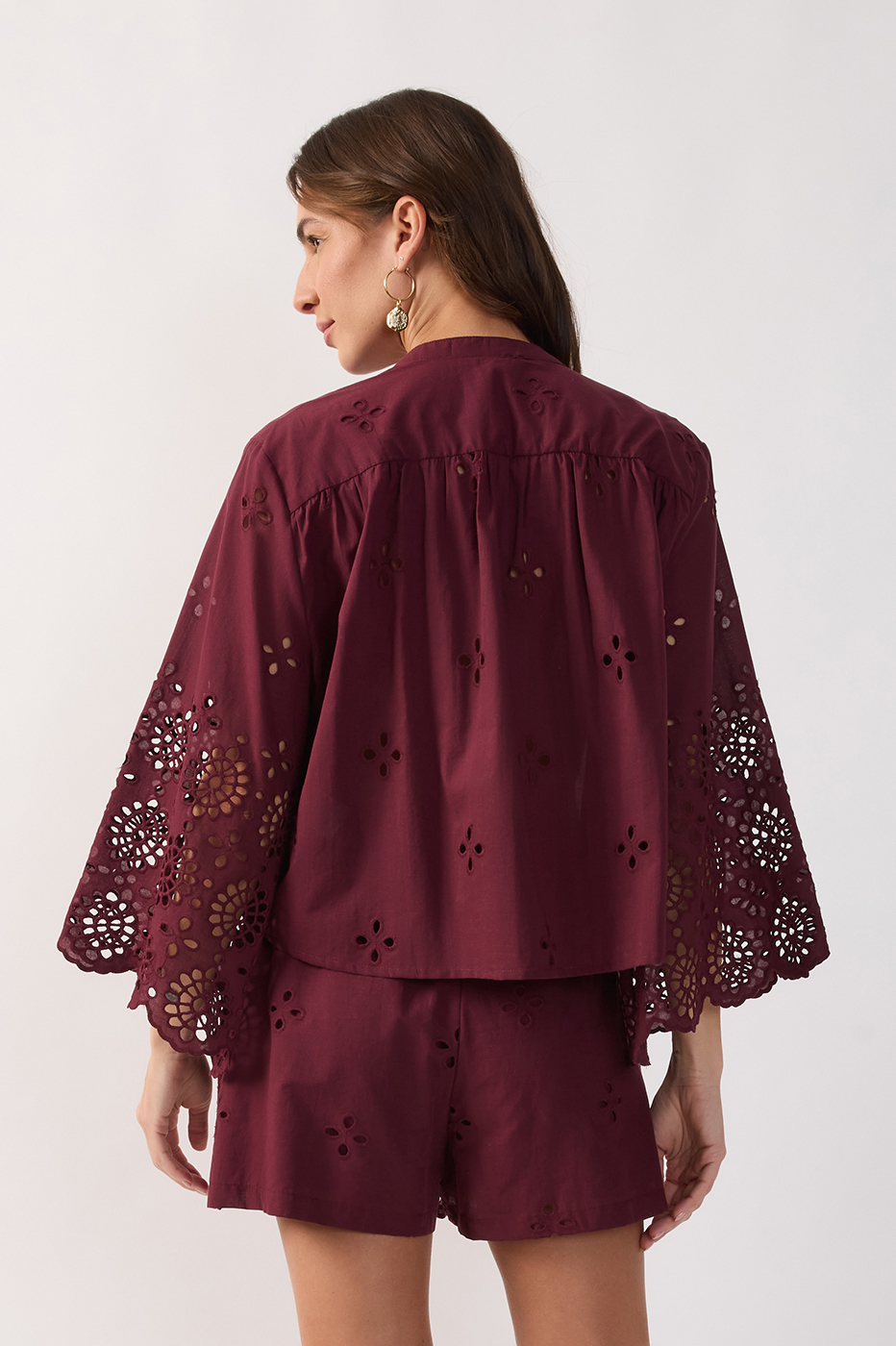 Embroidered Kimono Sleeve Buttoned Blouse_5