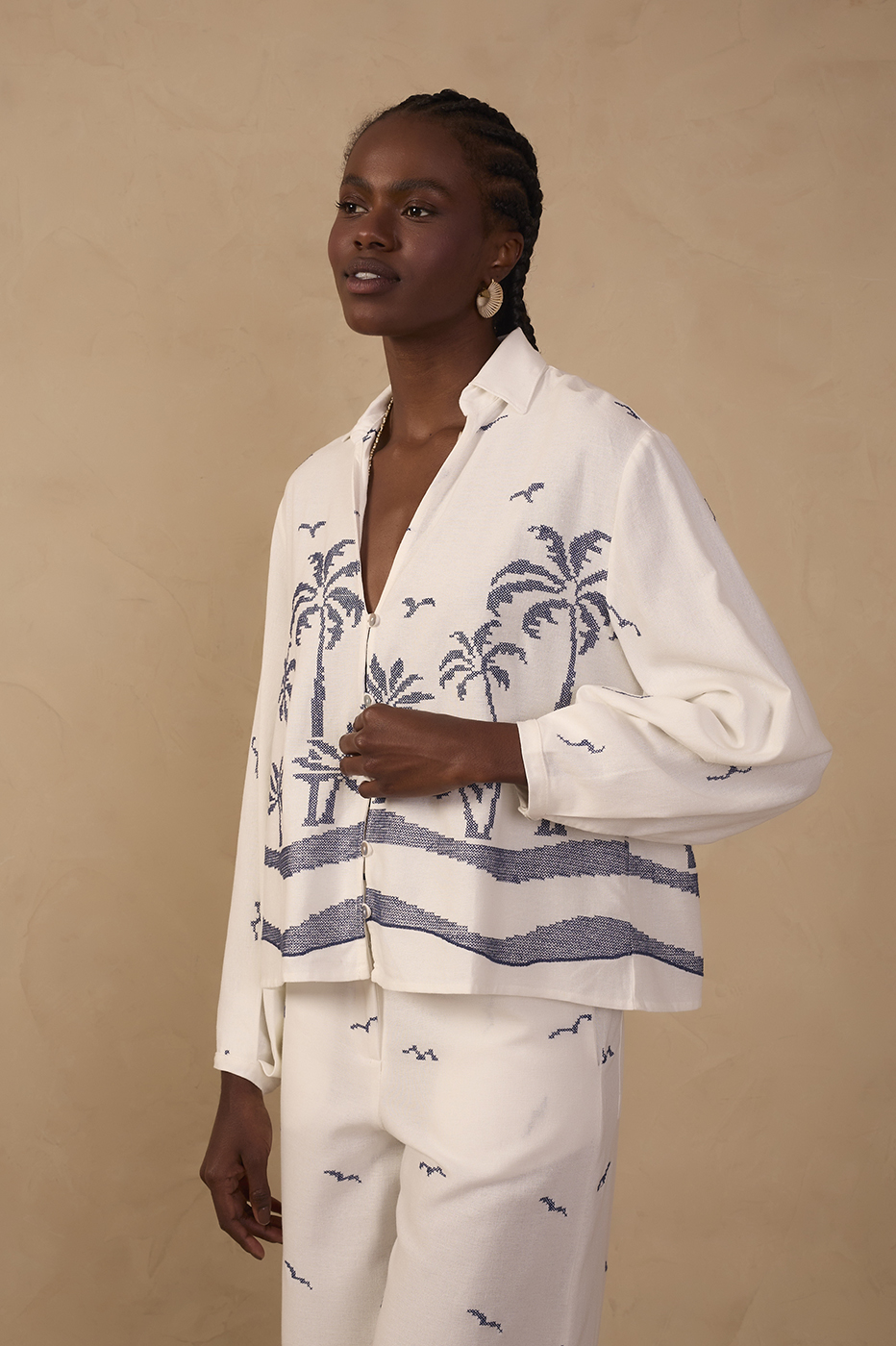 Embroidered Coconut Tree Linen Shirt_1