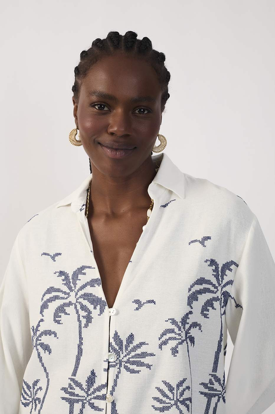 Embroidered Coconut Tree Linen Shirt_4