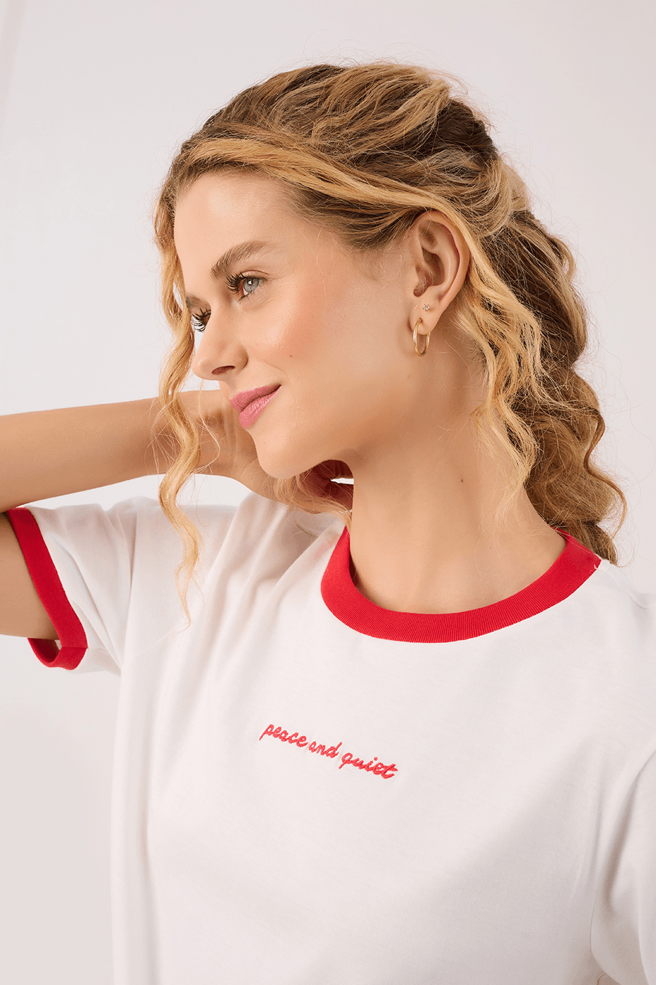 Off-White Embroidered "Piece and Quiet" T-Shirt_3