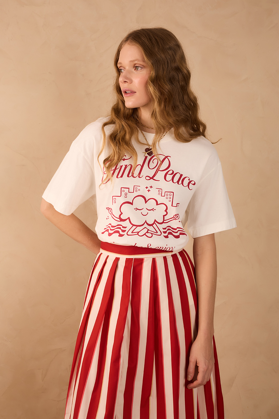 Off-White Find Peace Short Sleeve Graphic T-Shirt