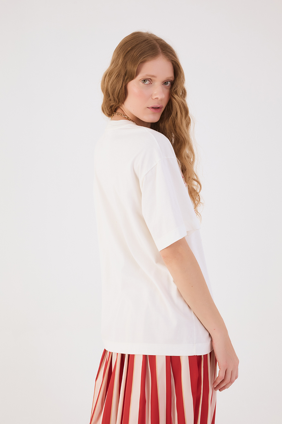 Off-White Find Peace Short Sleeve Graphic T-Shirt_5