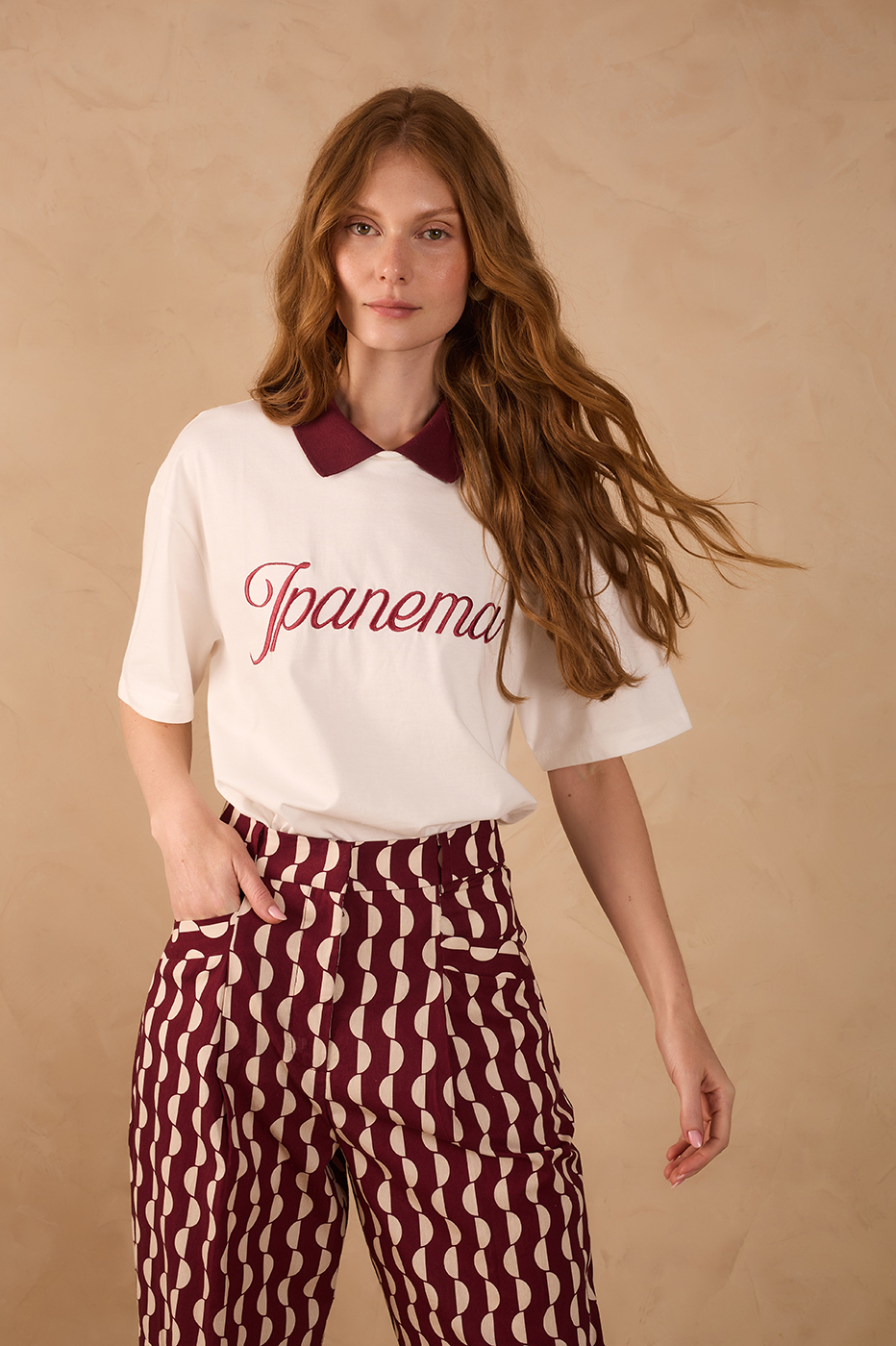 Off-White Ipanema Embroidered  T-Shirt_1