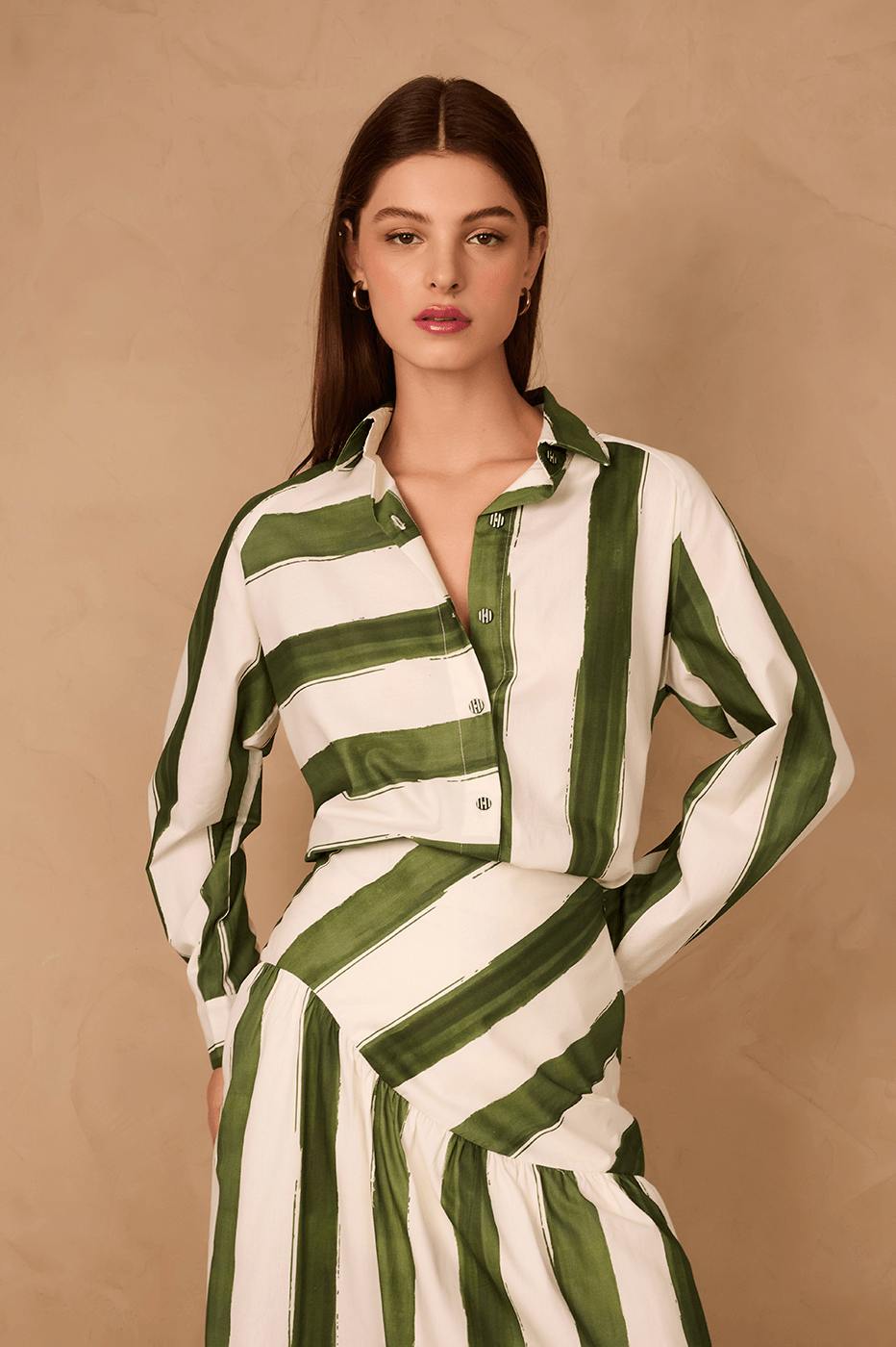 Green Natureza Printed Buttons Collared Shirt_1