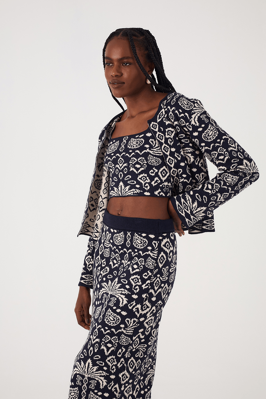 Black Tropikat Square Neck Tricot Crop Top_9