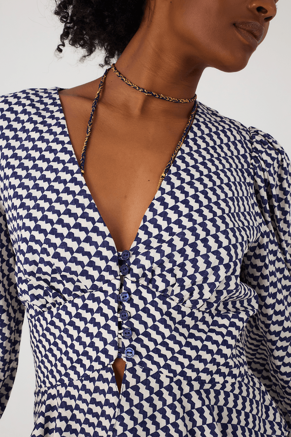 Blue Gavea V Neck Buttoned Puff Sleeve Blouse_4