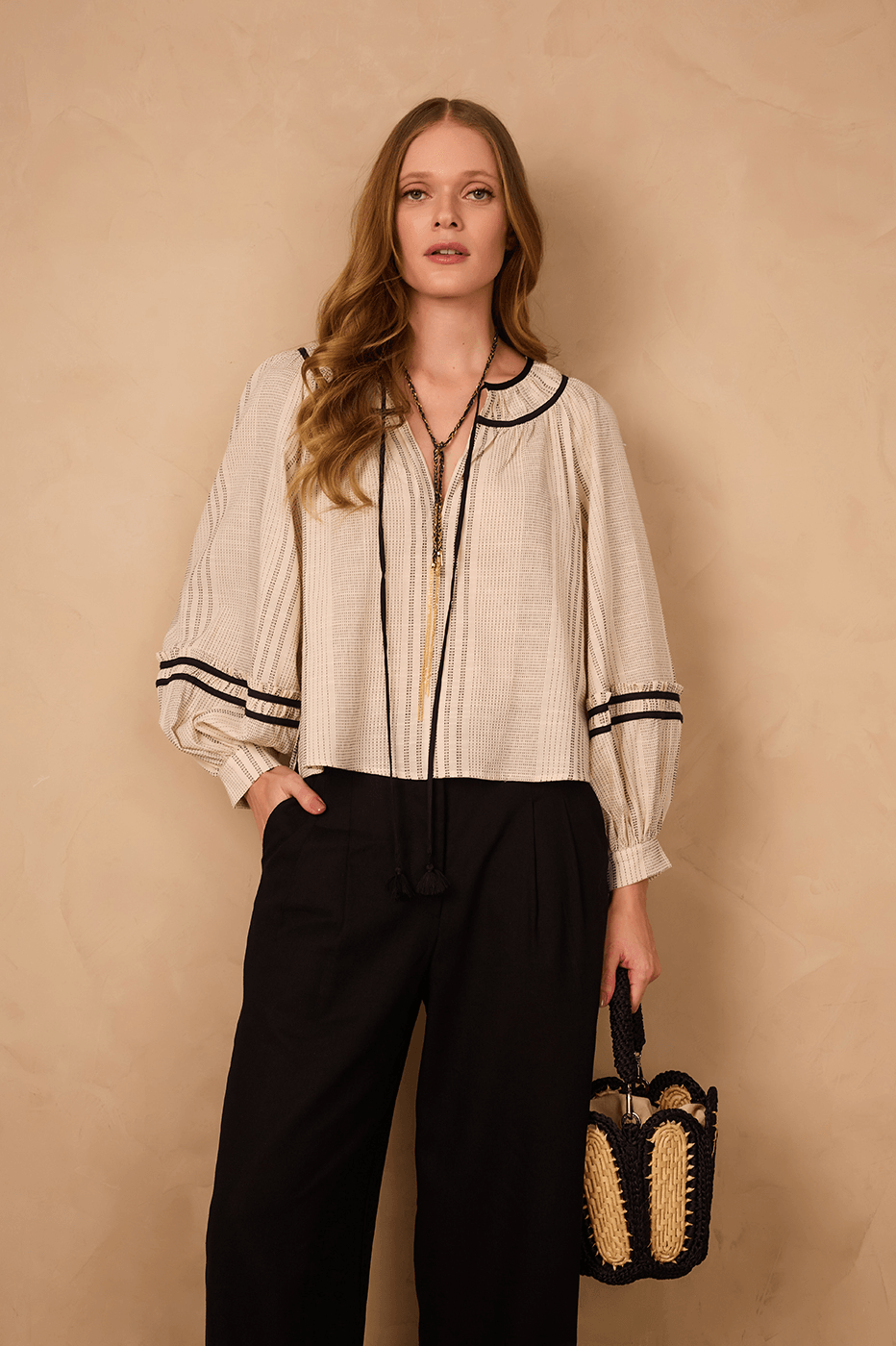 Off-White Front Ties Ruffle Blouse_1