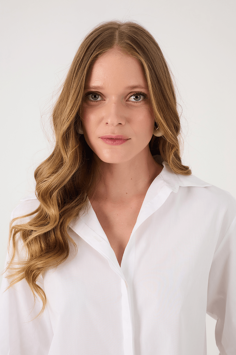 White Collared Buttoned Cuff Ties Cotton Shirt_4