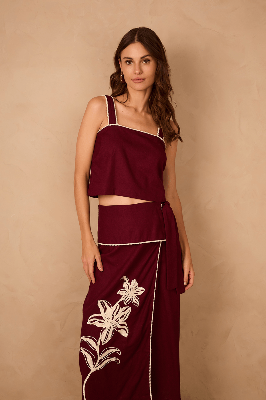 Wine Bossa Square Neck Crochet Trim Linen Crop Top_1