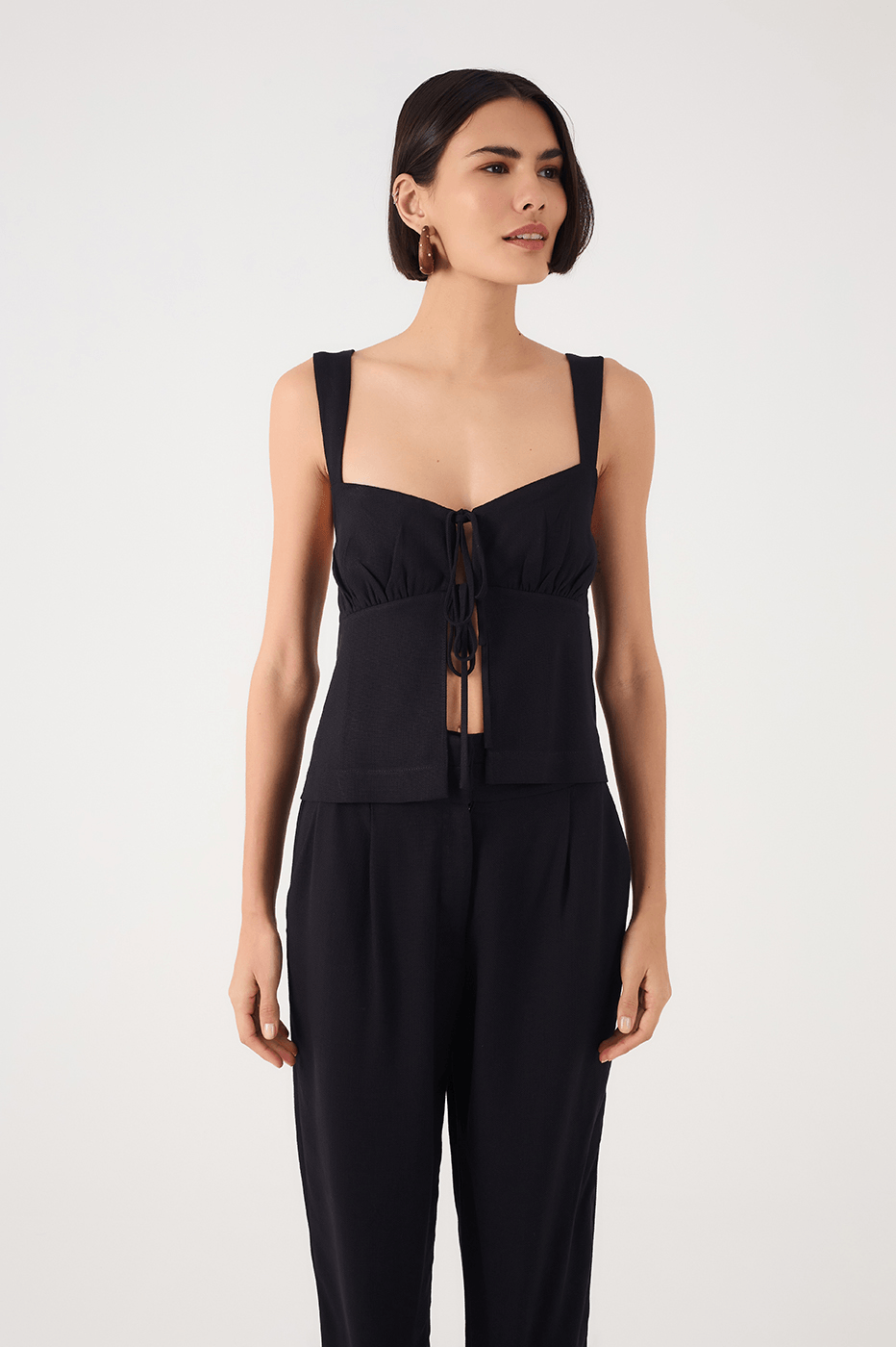Black Sweetheart Neck Front Ties Crossed Back Top_2