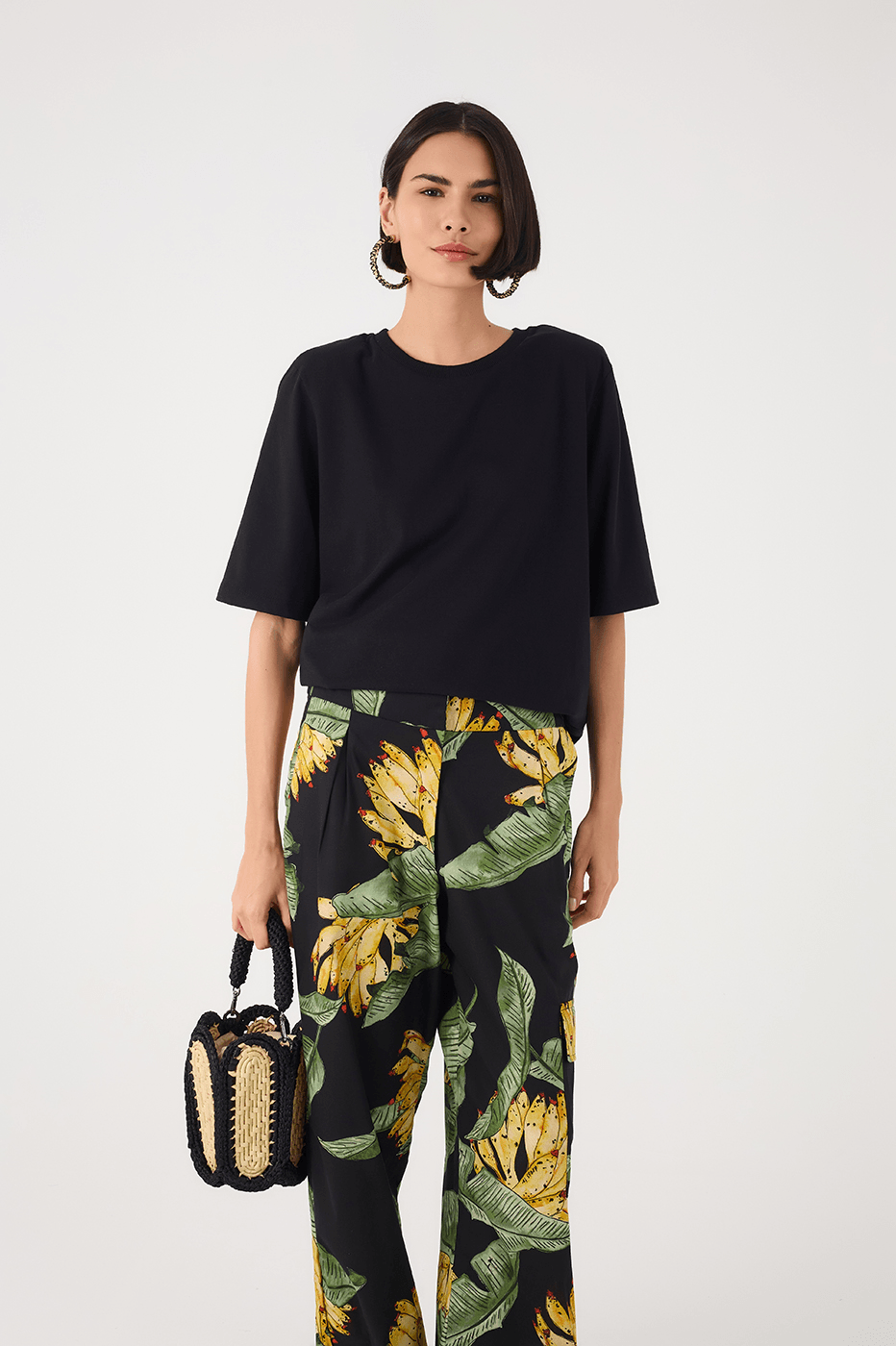 Black Padded Shoulders T-Shirt_2