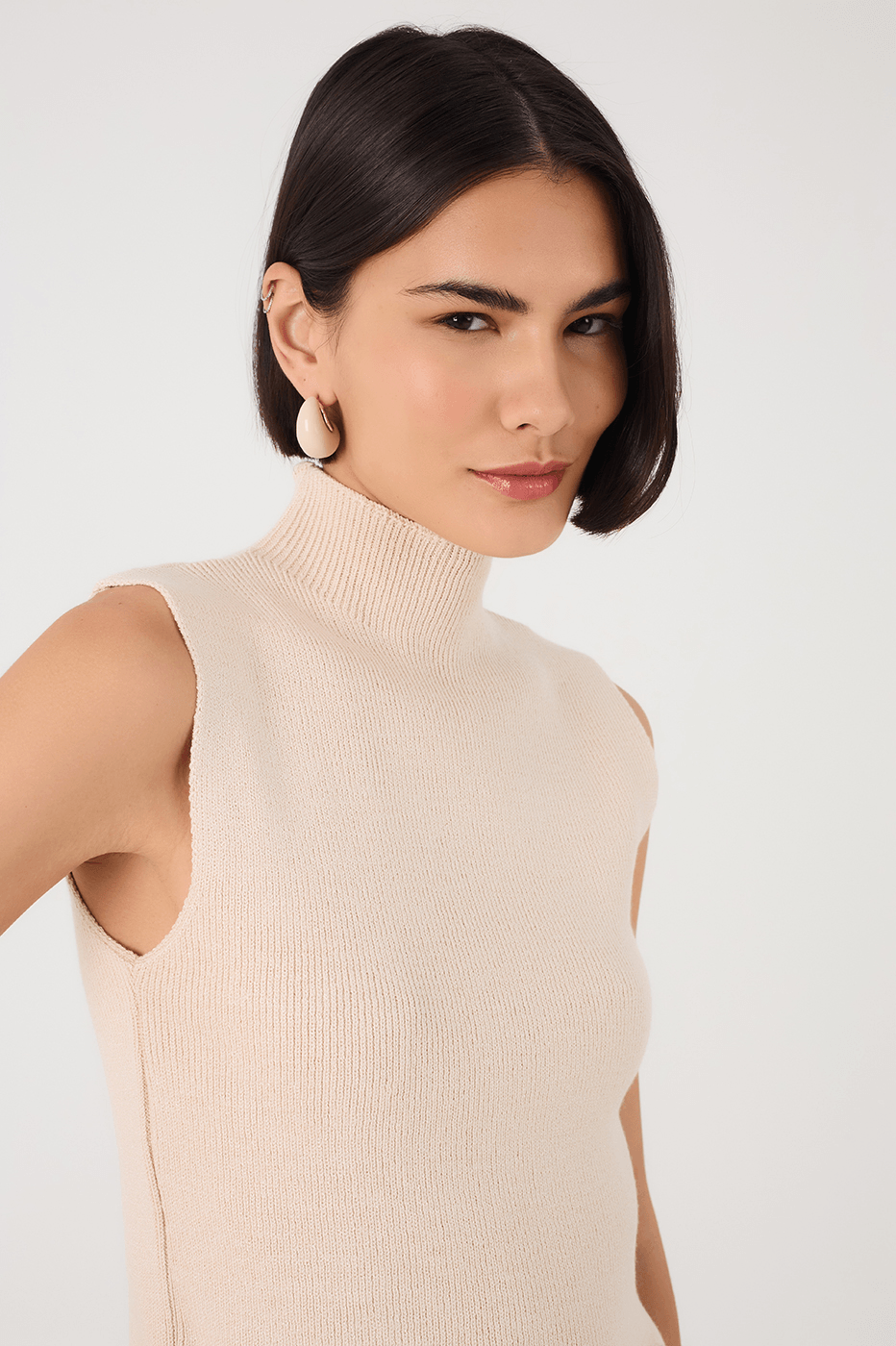 Off-White High Neck Ribbed Tricot Blouse_4