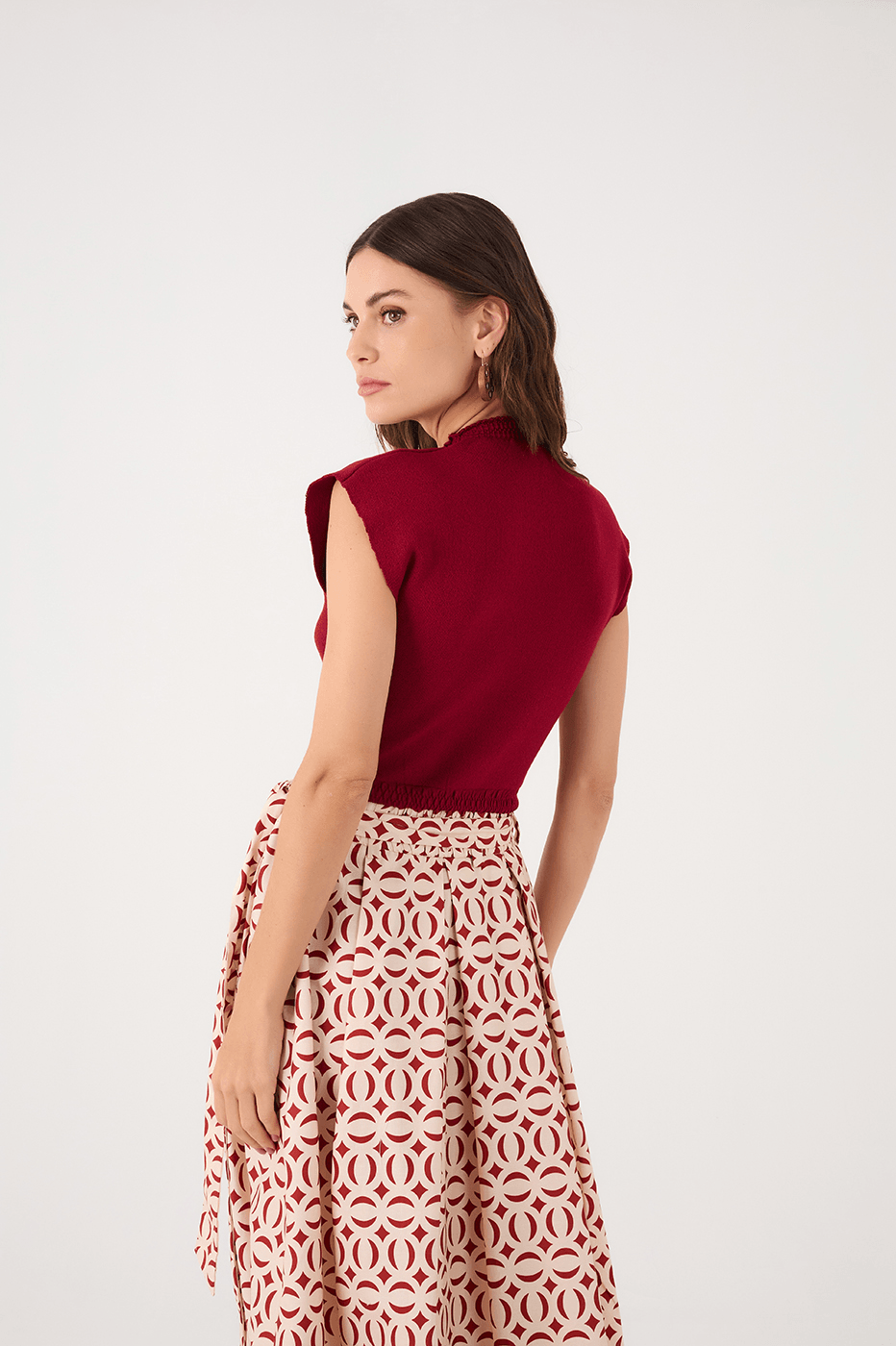 Red Encanto Smocked High Neck Sleeveless Tricot Blouse_5