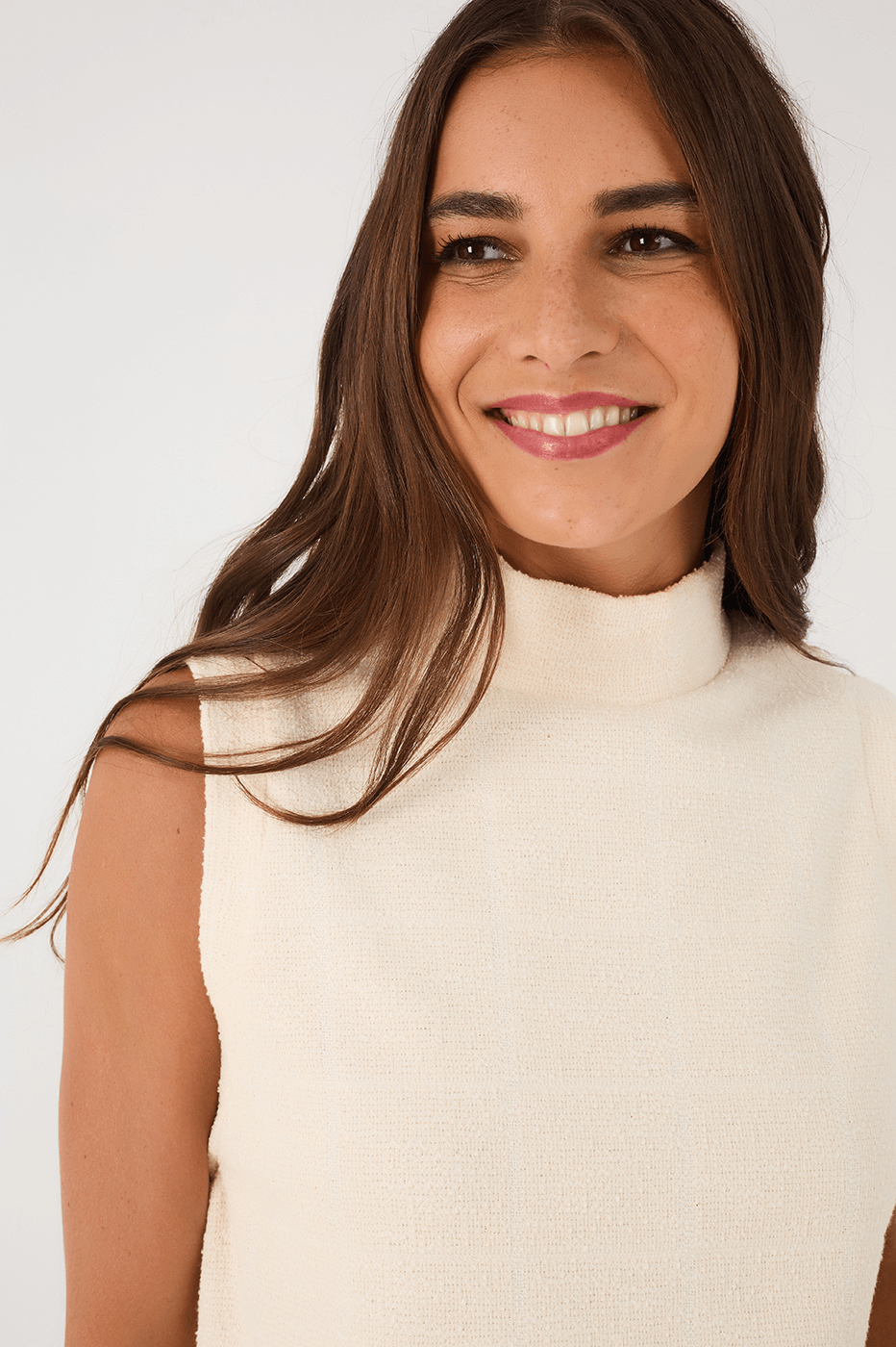 Off-White High Neck Sleeveless Boucle Blouse_5