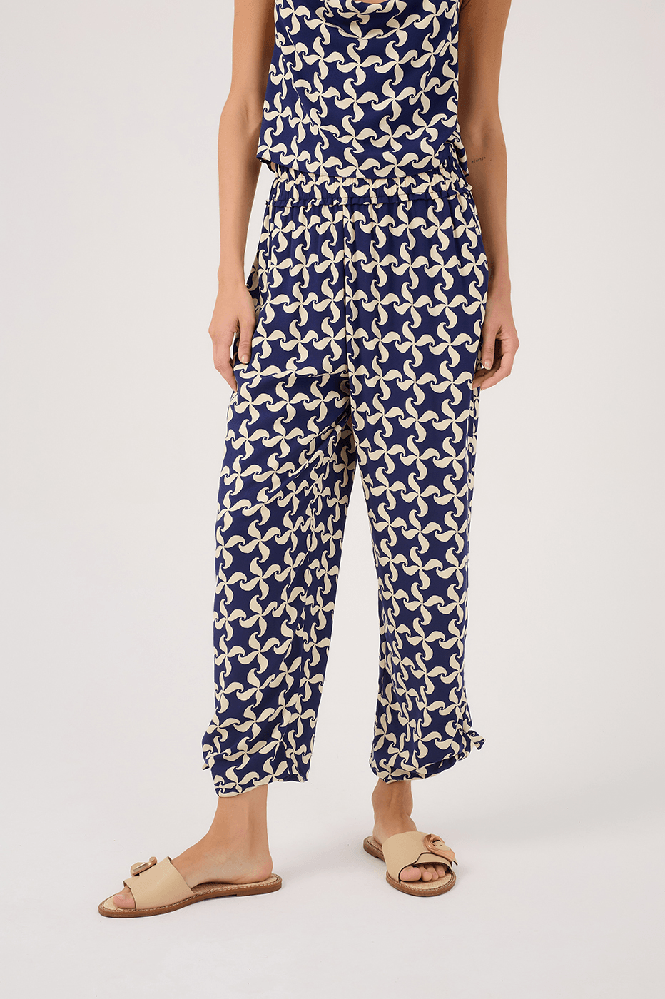 Pinwheel Print Pants_2