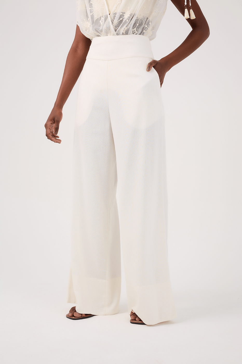 Off-White Linen Wide-Leg Pants_3