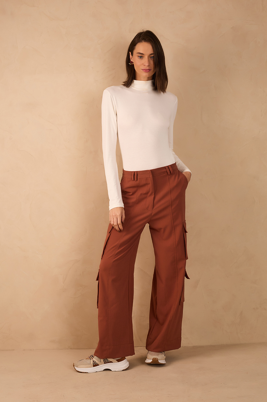 Brown Mate Belt Loops Pockets Cargo Pants_1