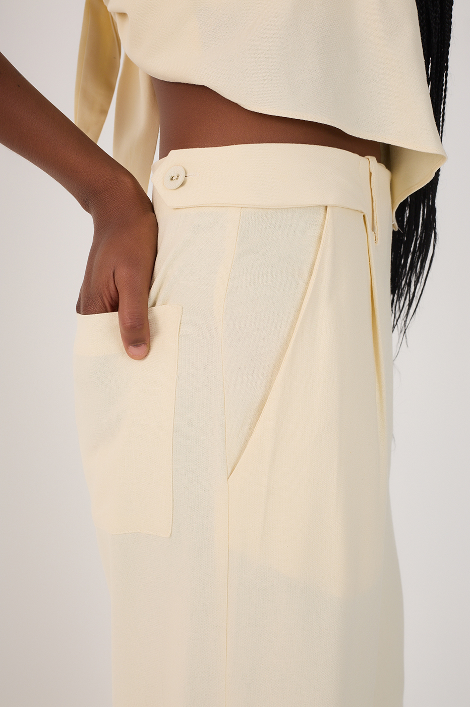 Beige Pockets Belt Loops Linen Pants_5