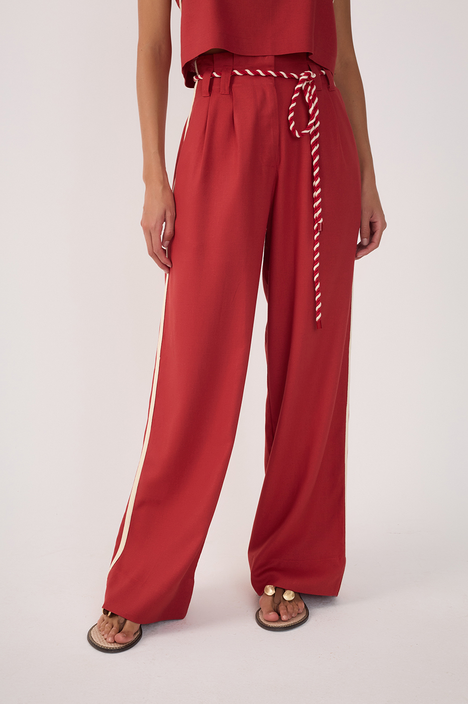 Red Rope Belt Pockets Pleats Linen Pants_4