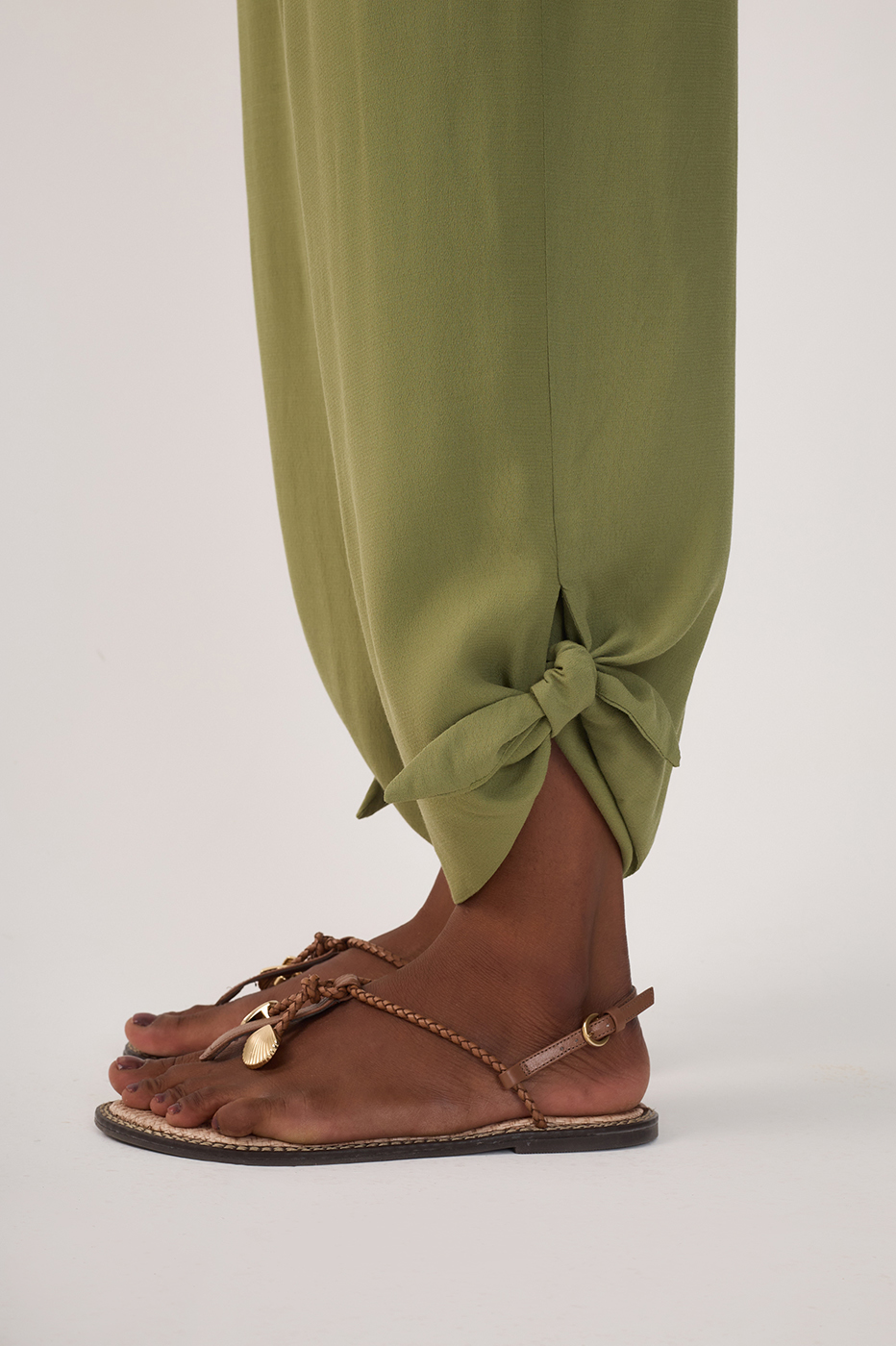 Green Elastic Waist Cuff Ties Crepe Pants_5