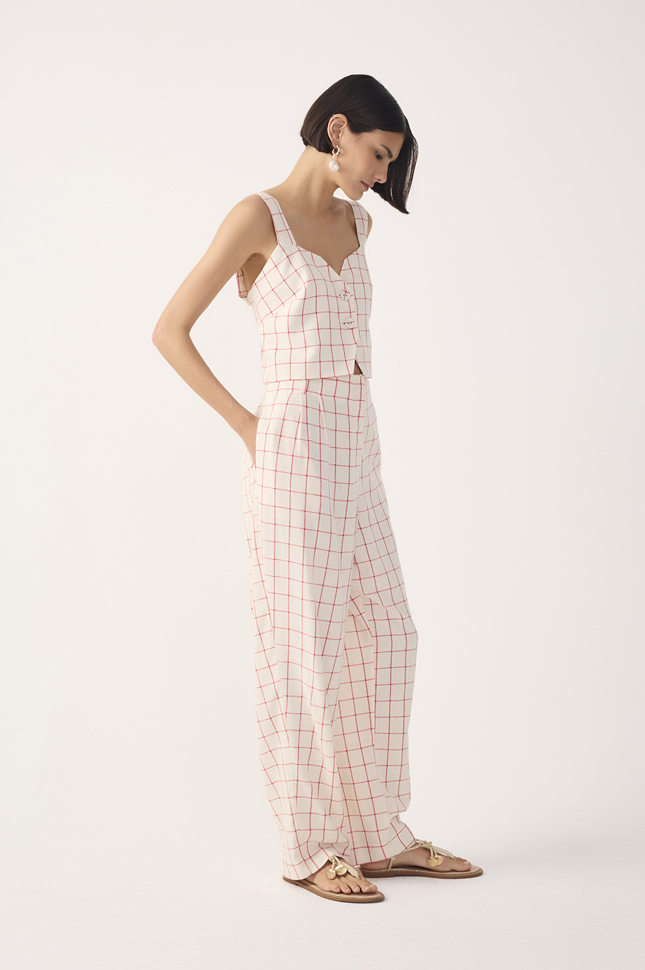 Off-White Plaid Linen Carrot Pants_3