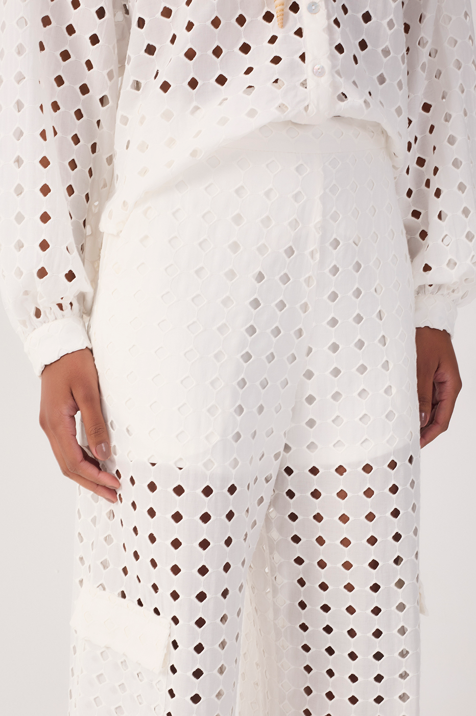 Eyelet Cargo Pocket Pants_5