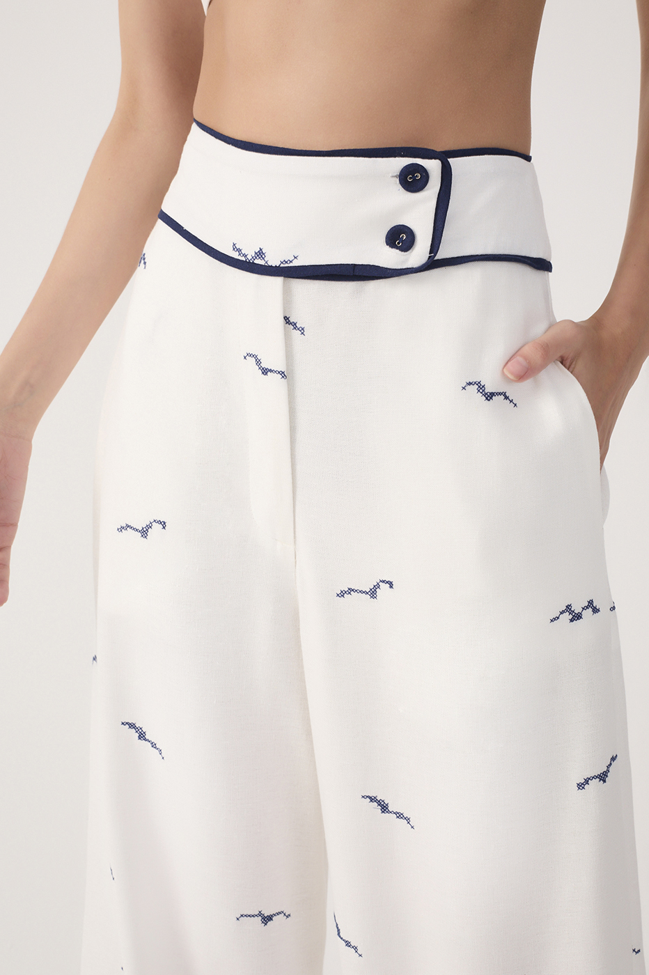 Embroidered Coconut Linen Pants_5