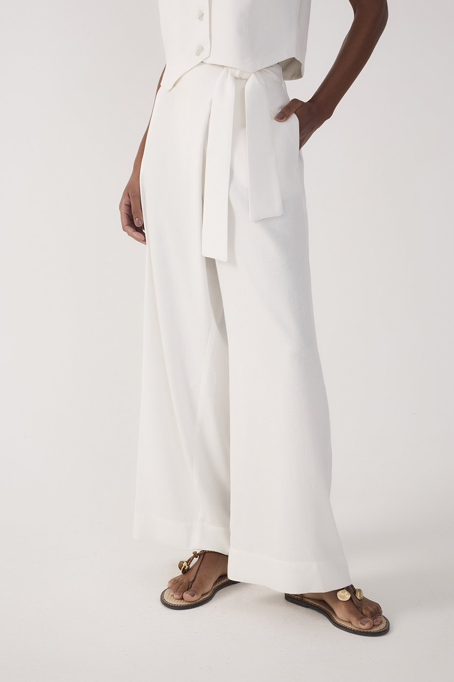 Off-White Wrap Wide-Leg Linen Pants_4