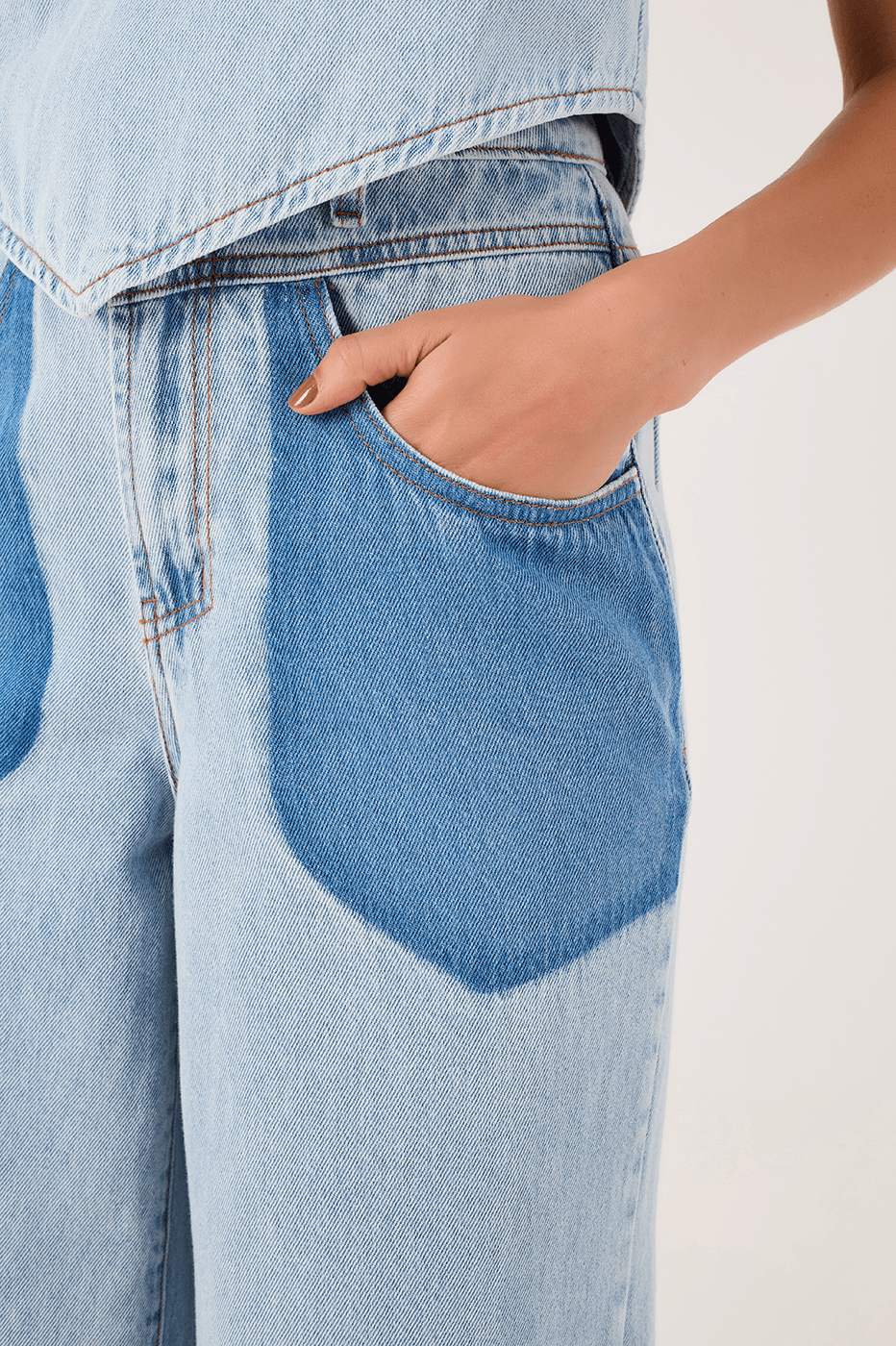 Signature-Detail Jeans