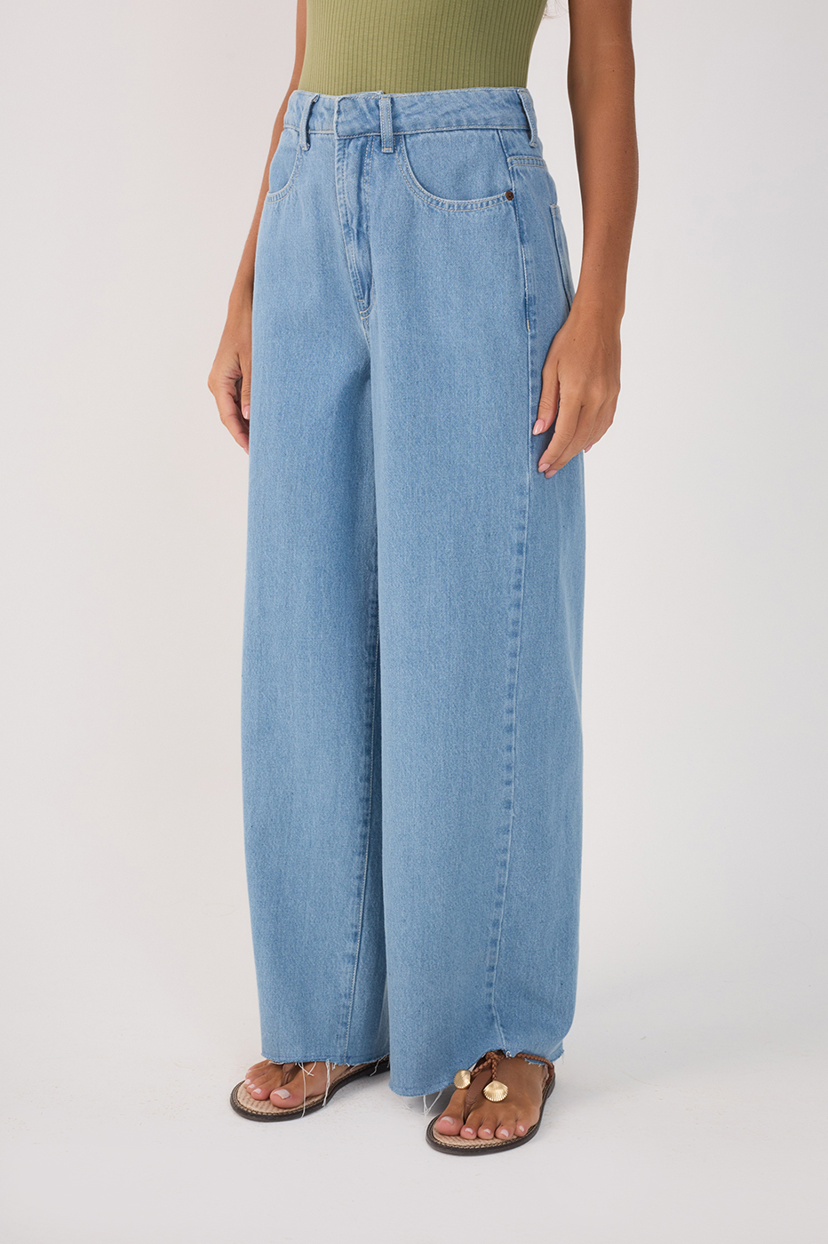 Light Denim Pockets Straight Pants_3