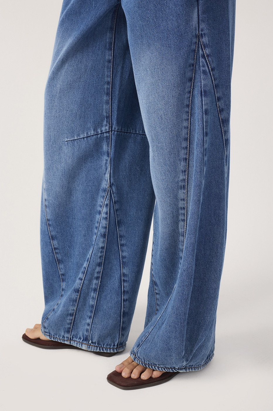Denim Topstitching Flared Pants_6