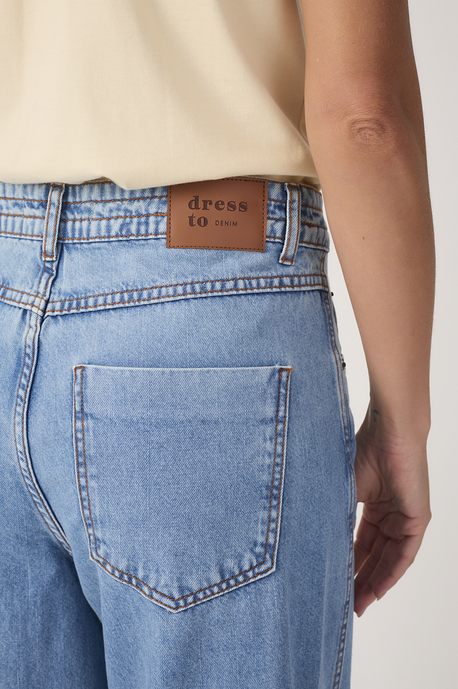 Offset Seams and Topstitching Jeans_6