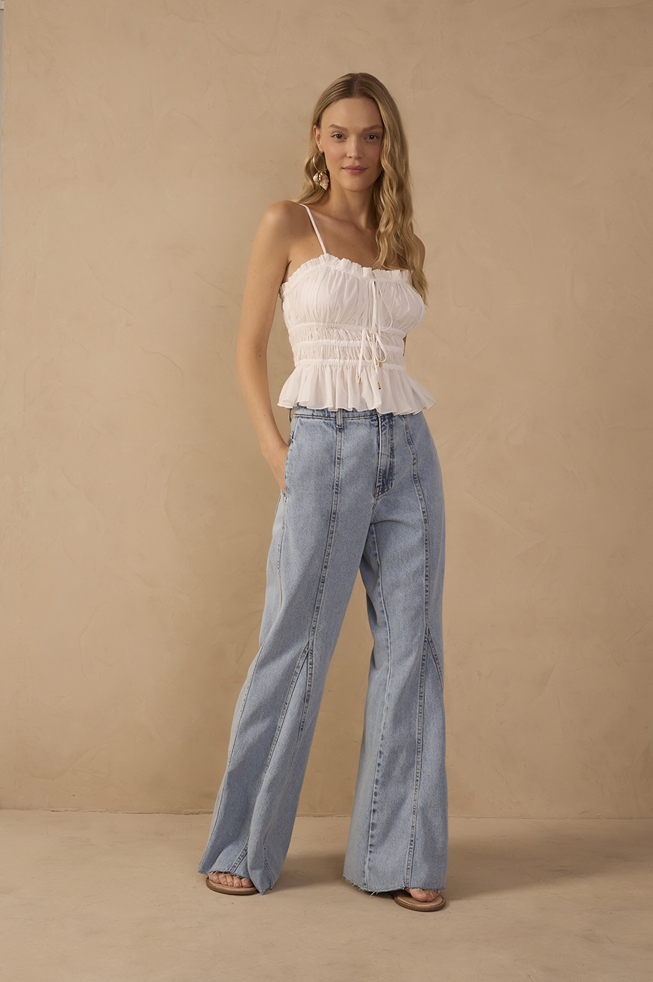 Denim Seam Details Pockets Wide-Leg Pants_1