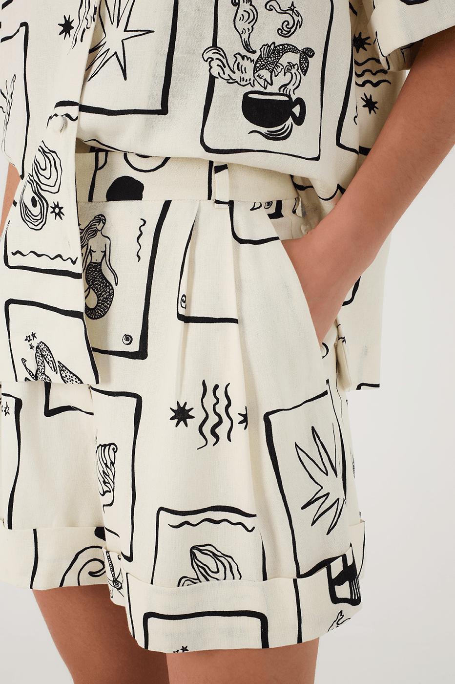 Iara Print Bermuda Shorts_3