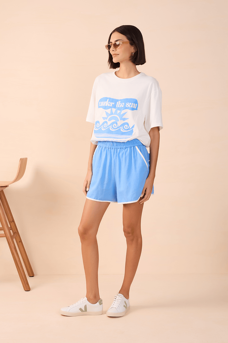 Blue Elastic Waist Shorts with Contrast Piping_1