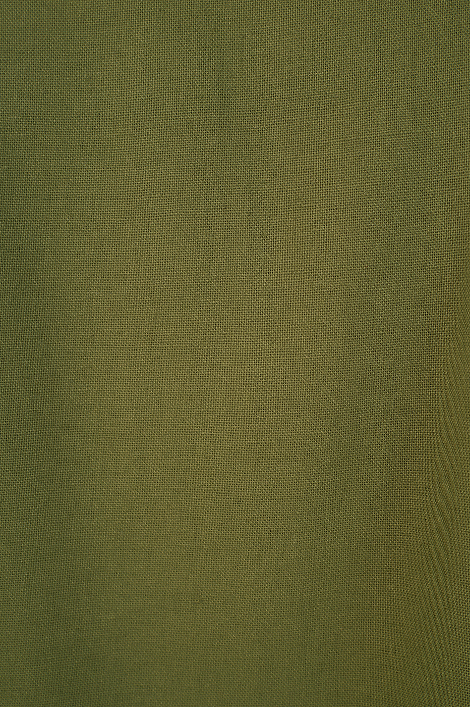 Green Pockets Belt Loops Linen Shorts_7