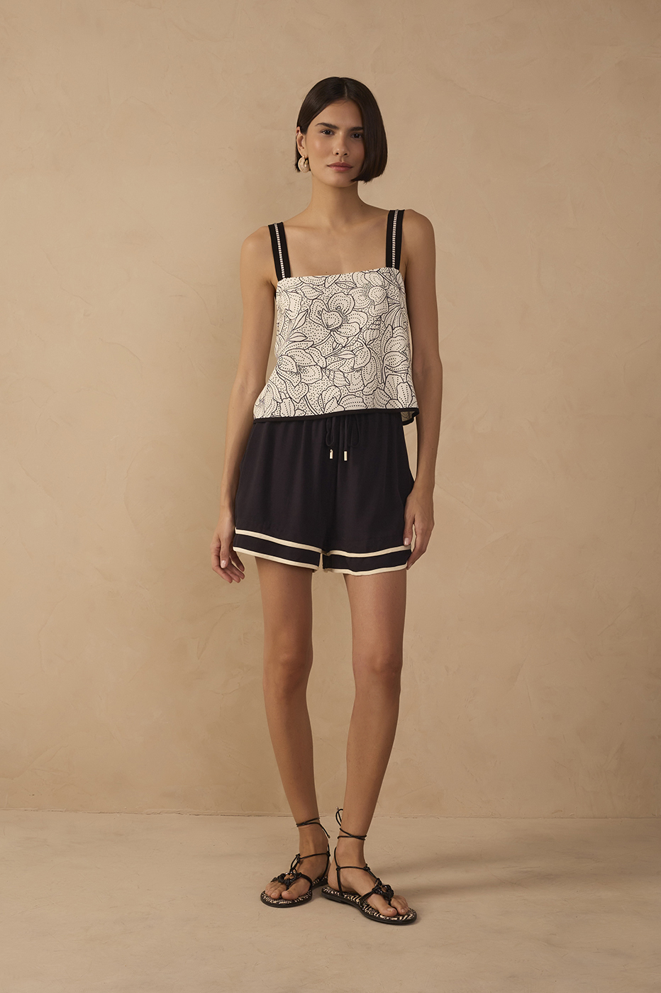 Bicolor Piping Shorts_1